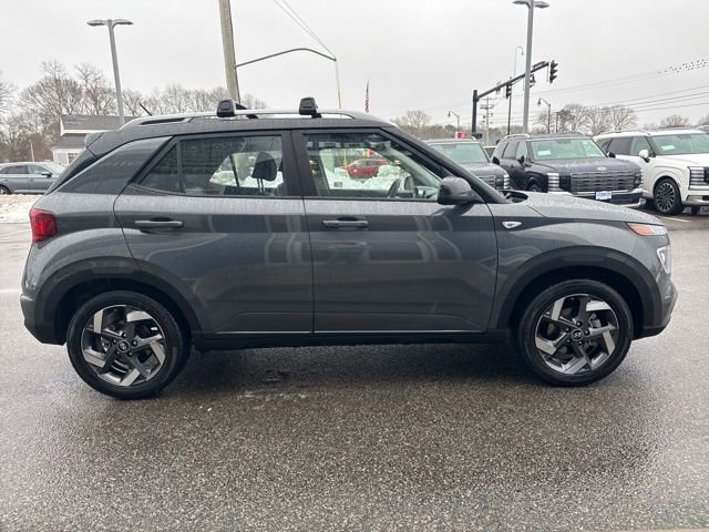 Certified 2026 Hyundai Venue SEL image 5