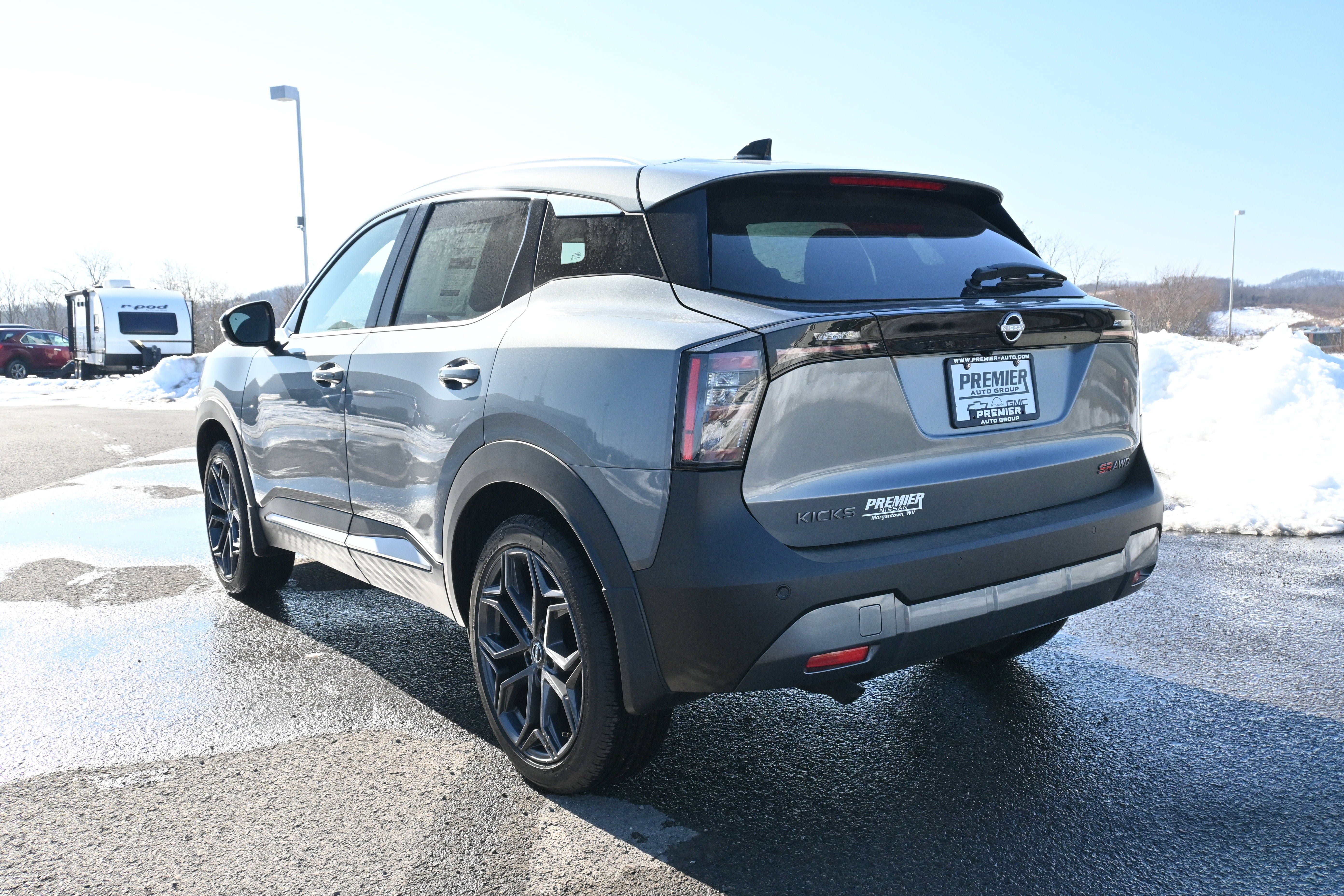 New 2026 Nissan Kicks SR w/ SR Premium Package AWD/4WD image 6