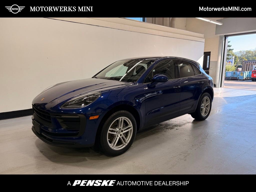 Used 2022 Porsche Macan w/ Premium Package image 1