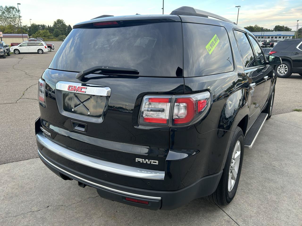 Used 2015 GMC Acadia SLE AWD/4WD image 5