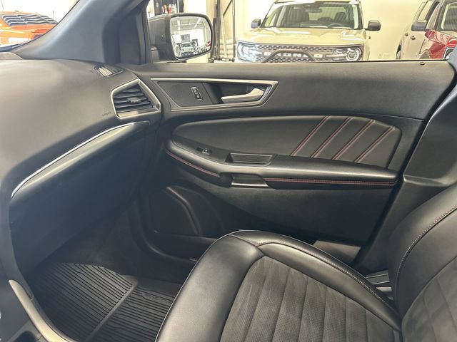 Used 2024 Ford Edge ST-Line AWD/4WD image 25