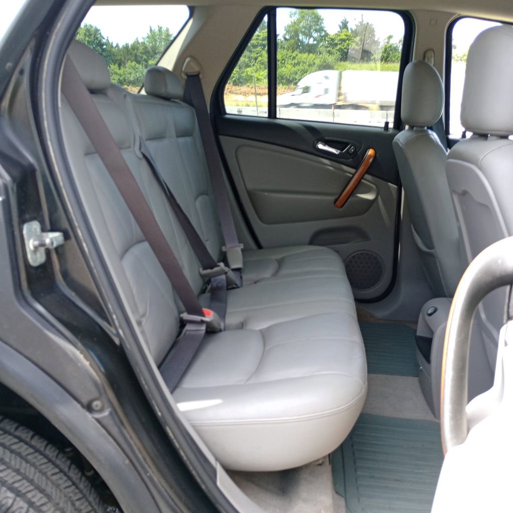 Used 2006 Saturn Vue AWD V6 w/ Leather Appointments Pkg image 19