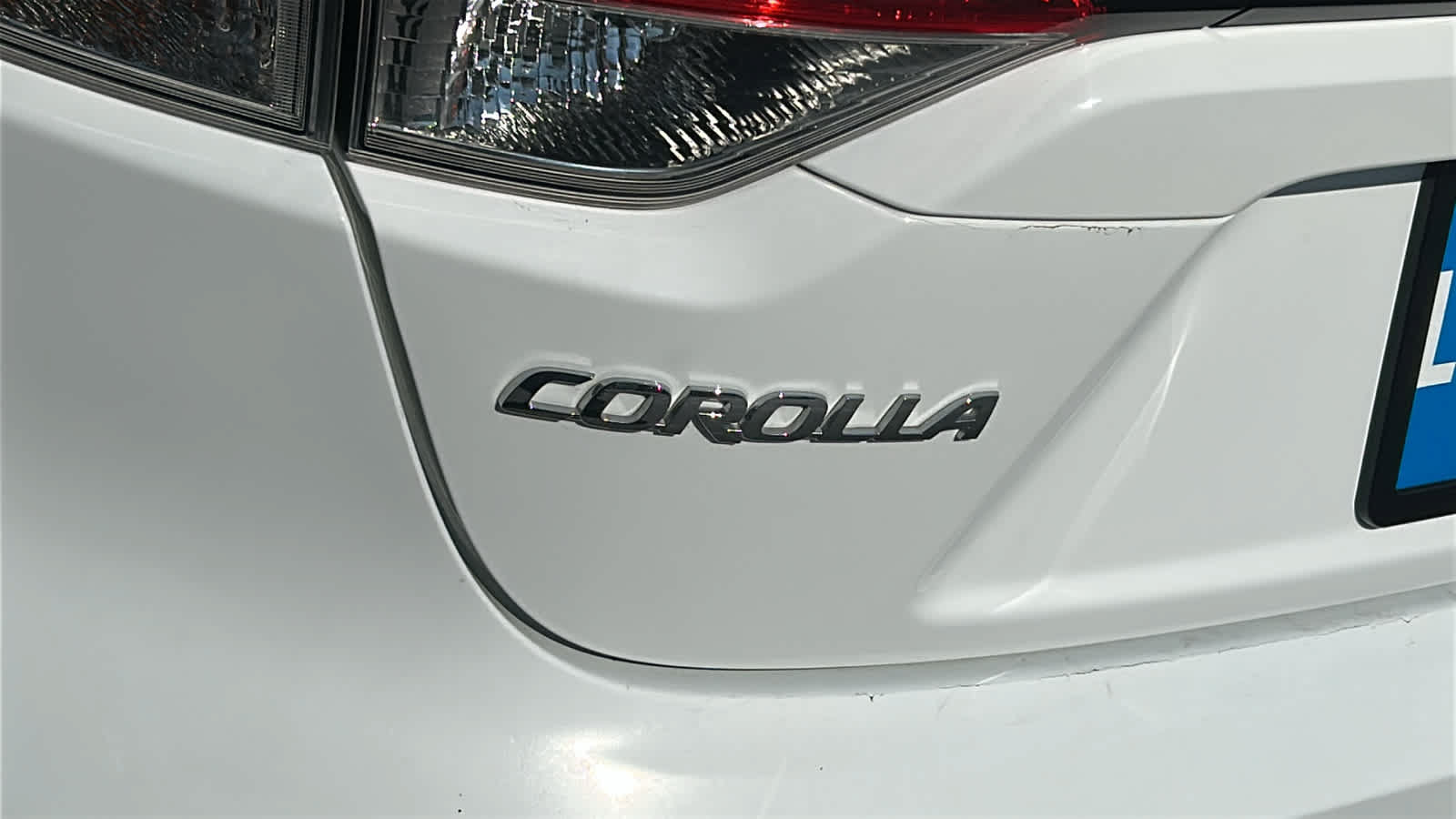 Used 2020 Toyota Corolla LE FWD image 28