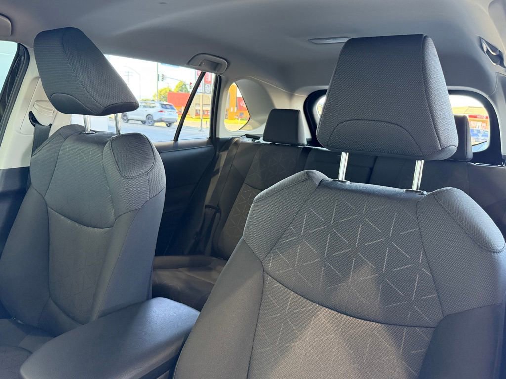 Certified 2025 Toyota RAV4 XLE image 21
