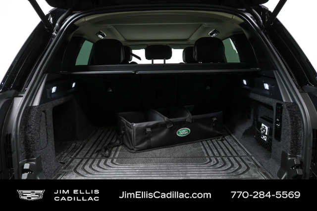Used 2025 Land Rover Range Rover SE image 30