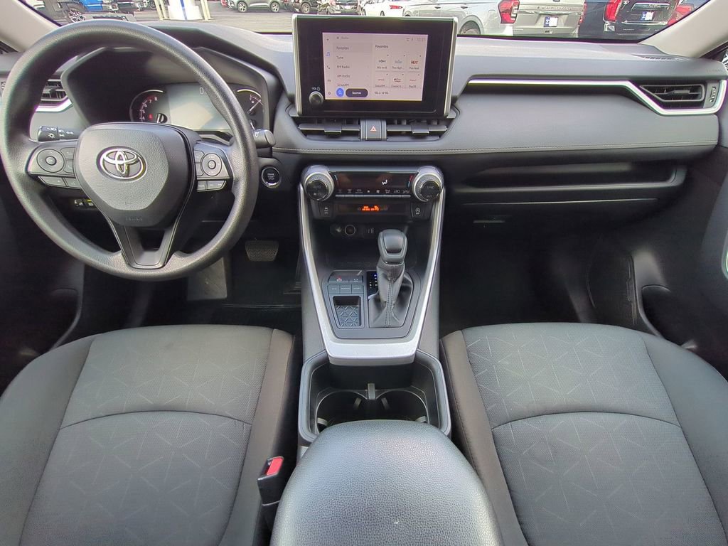 Used 2024 Toyota RAV4 XLE FWD image 18
