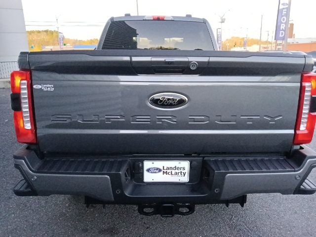 New 2026 Ford F250 Lariat w/ Black Appearance Package image 4