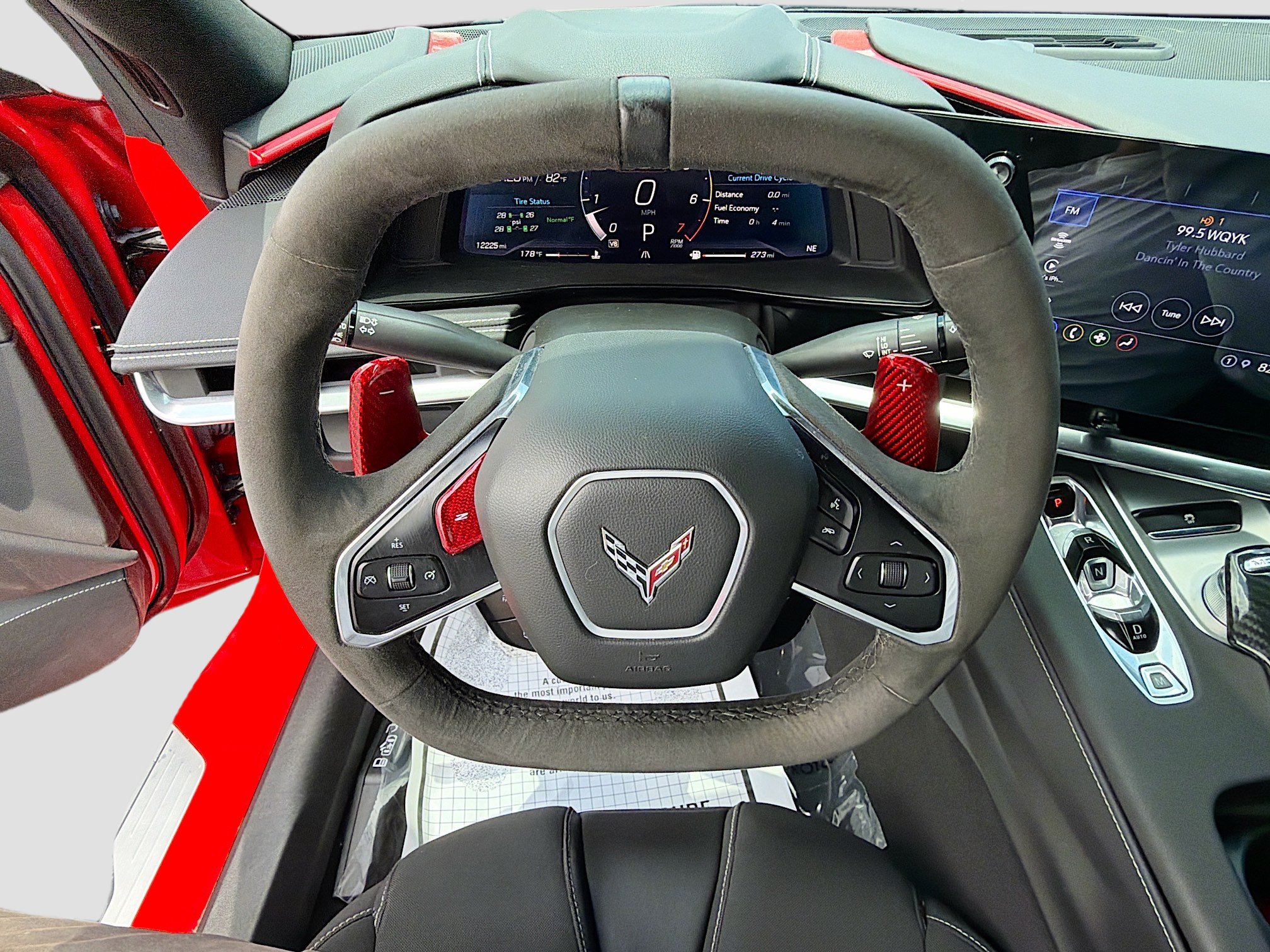 Used 2021 Chevrolet Corvette Stingray Convertible w/ Z51 Performance Package RWD image 34