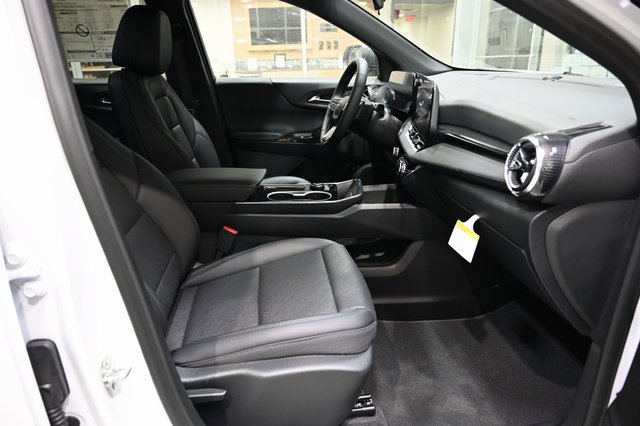 New 2026 Chevrolet Equinox LT w/ Convenience Package II image 10