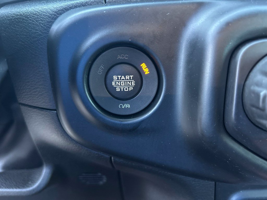 Used 2022 Jeep Gladiator Sport AWD/4WD image 40