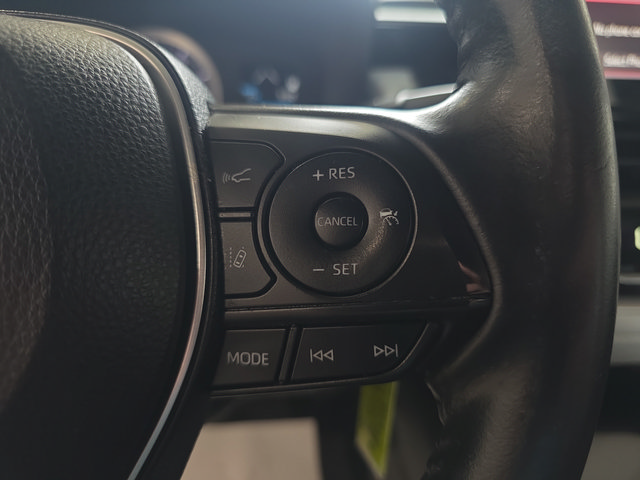 Used 2021 Toyota Corolla SE FWD image 16