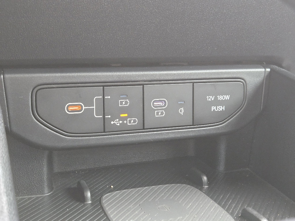 Used 2025 Kia K4 EX image 22