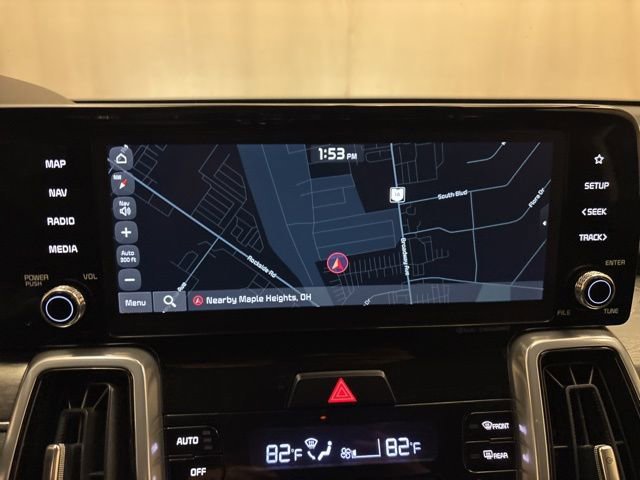 Certified 2023 Kia Sorento SX image 18