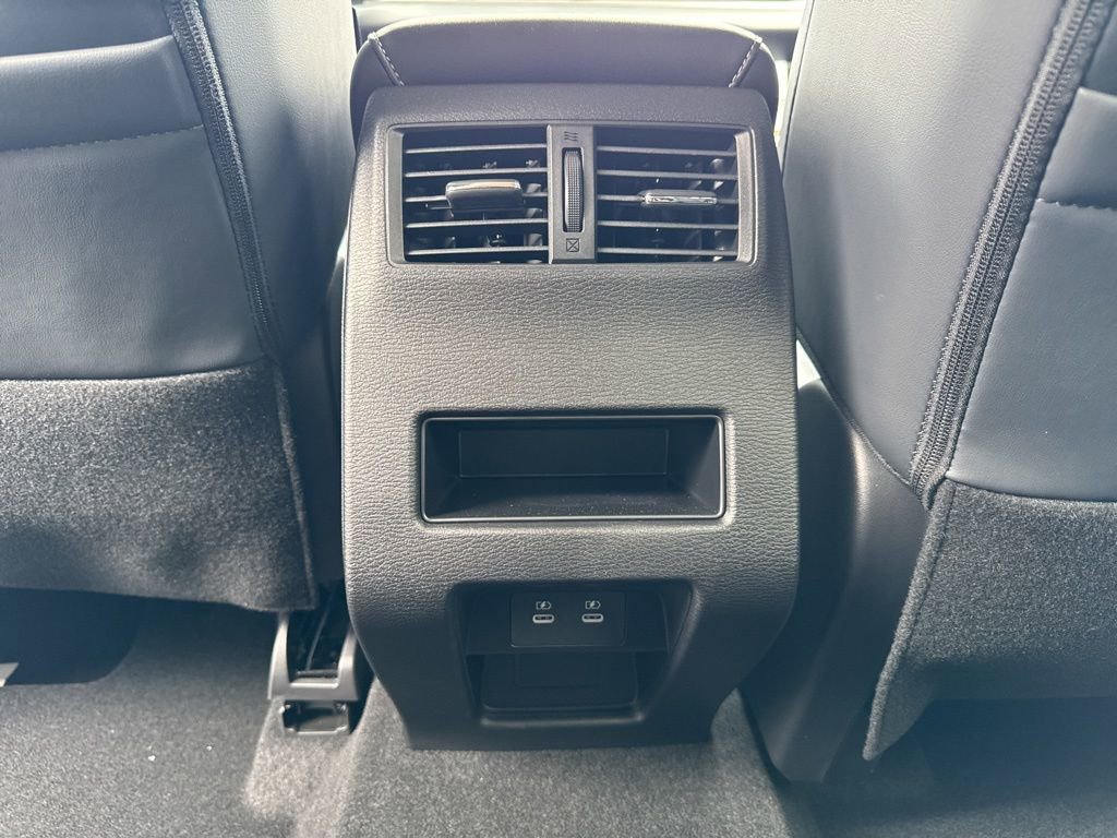 New 2026 Mitsubishi Outlander Trail Edition image 29