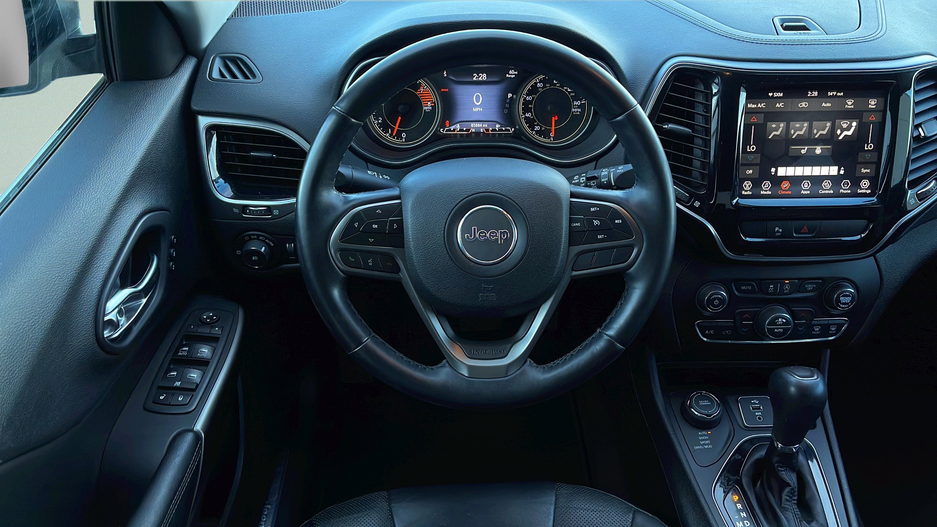 Used 2019 Jeep Cherokee Limited image 15