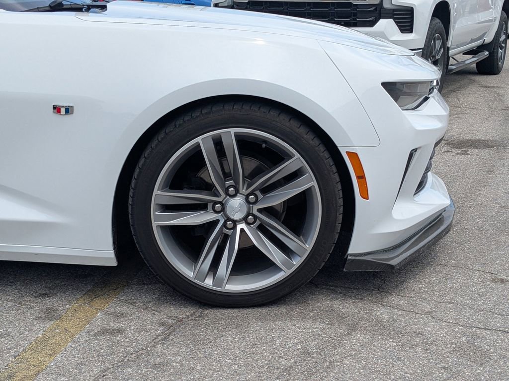 Used 2018 Chevrolet Camaro LT w/ RS Package RWD image 11