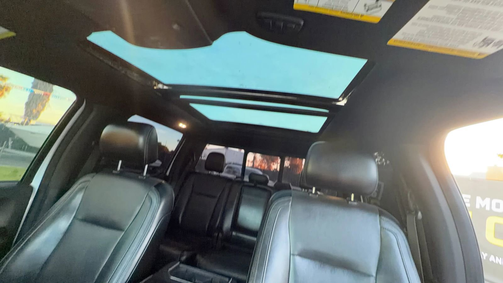Used 2015 Ford F150 Lariat w/ Equipment Group 502A Luxury AWD/4WD image 13