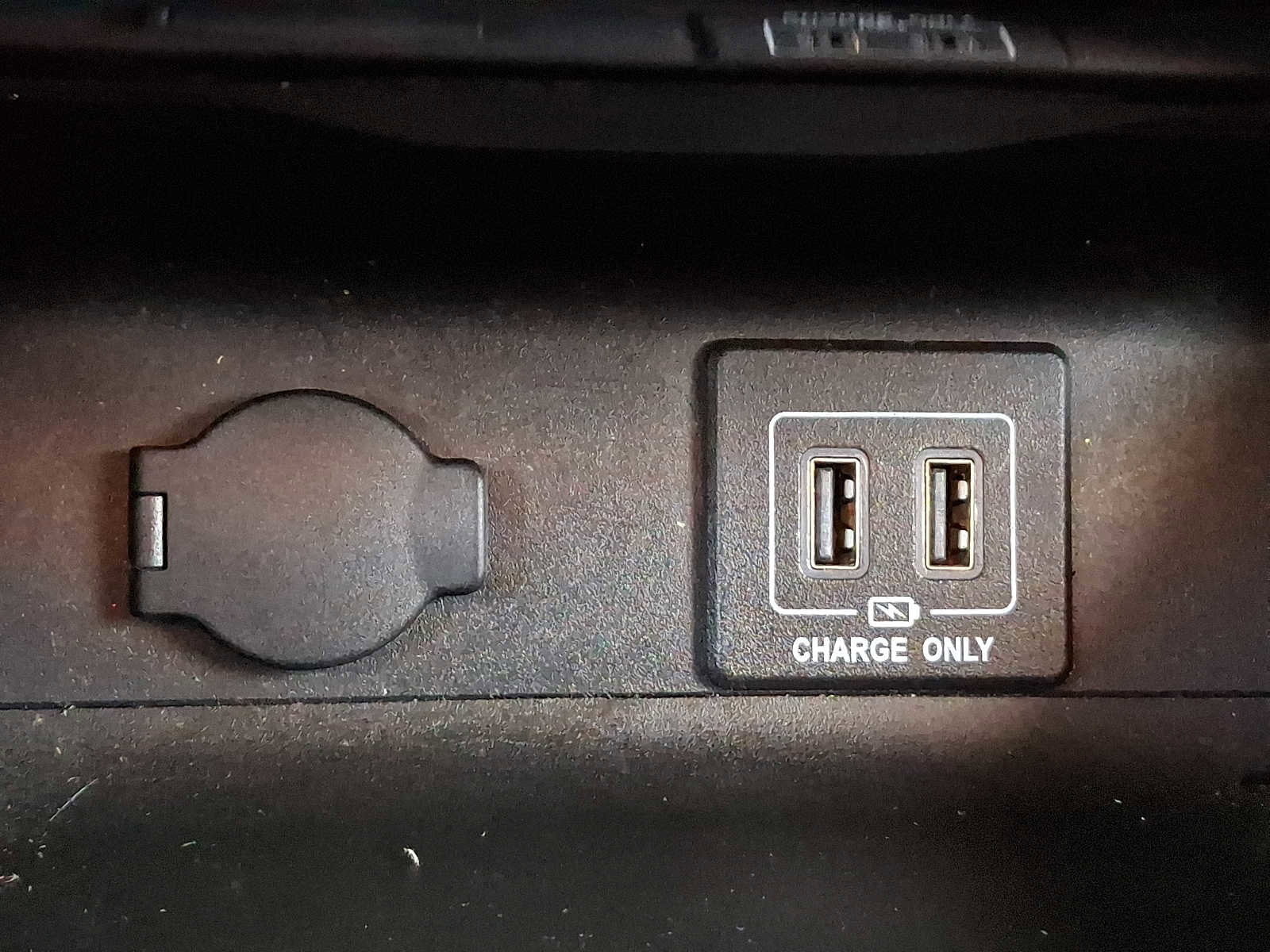 Used 2018 Nissan Pathfinder SV FWD image 23