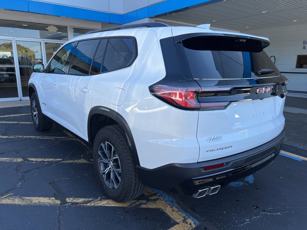New 2026 GMC Acadia AT4 image 3