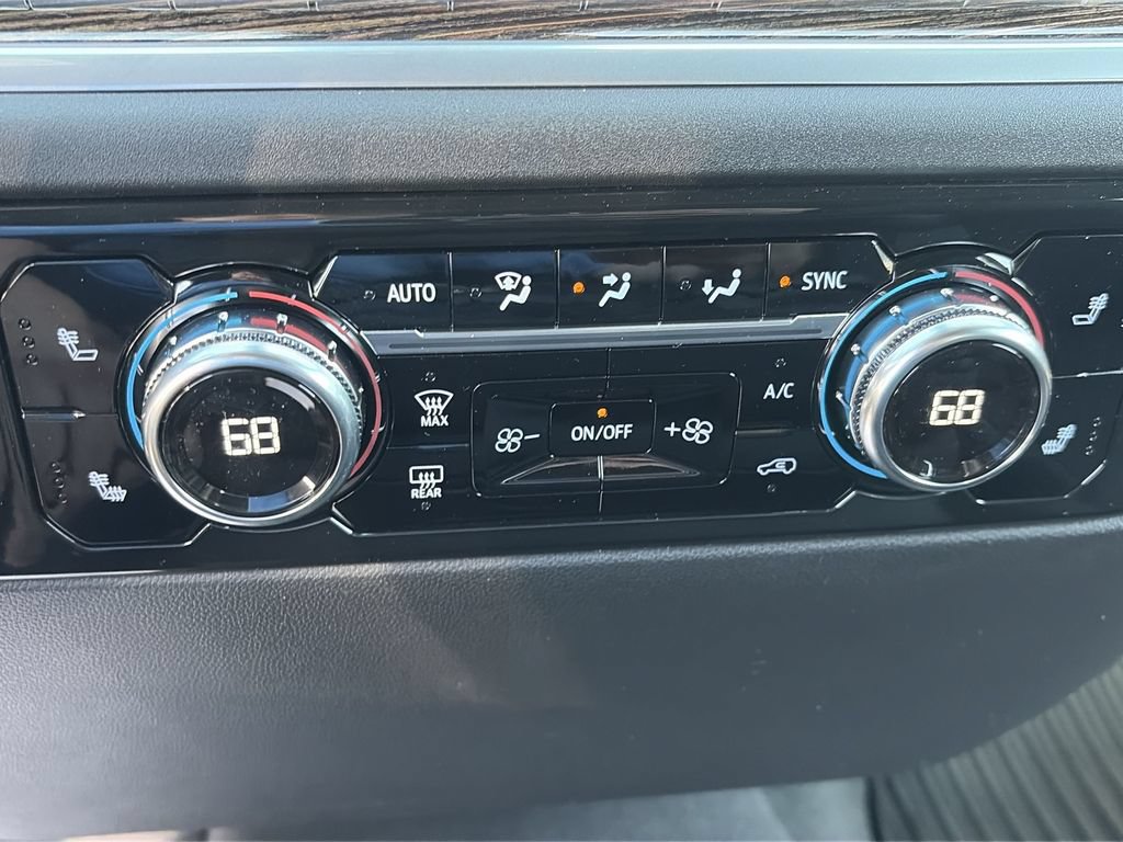 New 2026 GMC Sierra 1500 SLE w/ Preferred Package AWD/4WD image 25