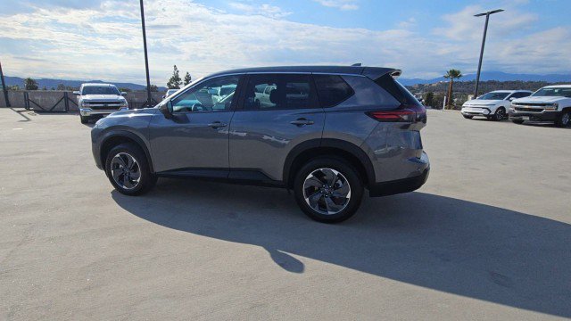 Used 2026 Nissan Rogue SV FWD image 6