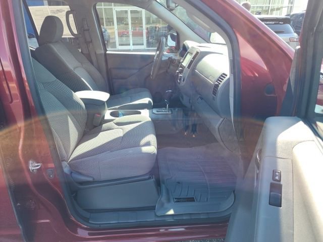 Used 2021 Nissan Frontier SV image 33