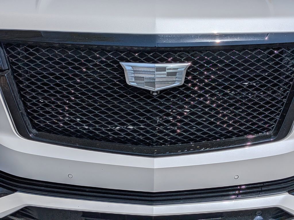 Used 2022 Cadillac Escalade ESV Sport Platinum w/ Heavy-Duty Trailer Package image 11