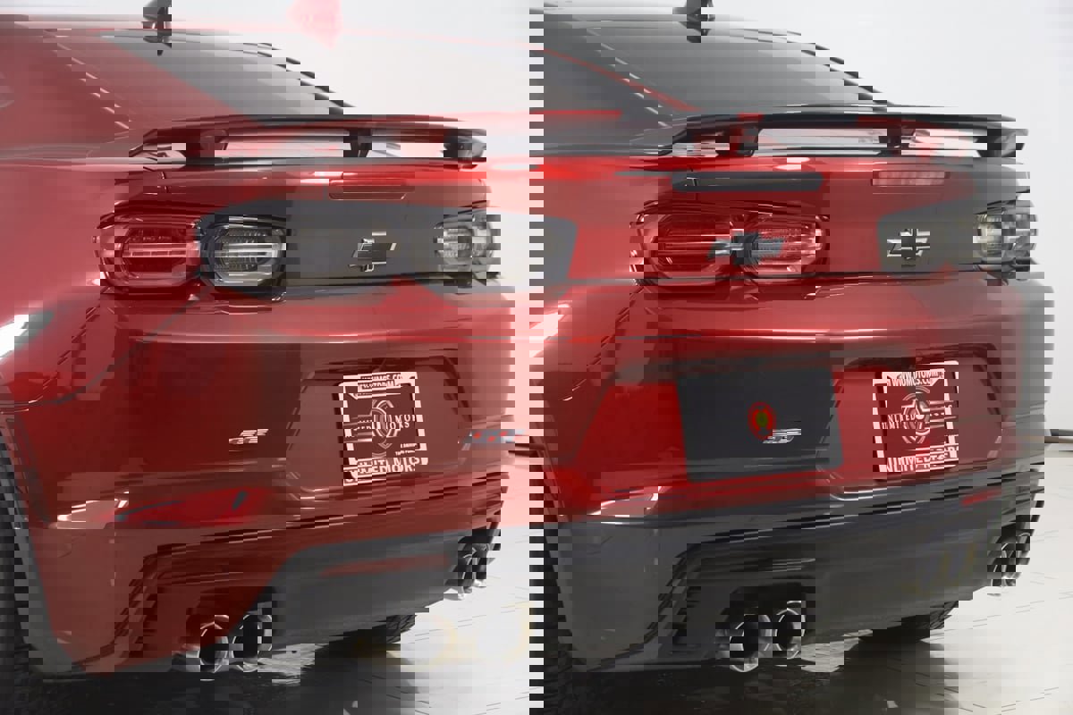 Used 2022 Chevrolet Camaro SS image 25