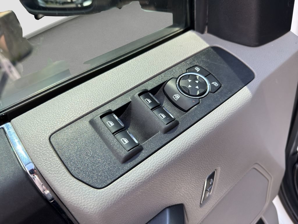 Used 2021 Ford F350 XLT AWD/4WD image 12