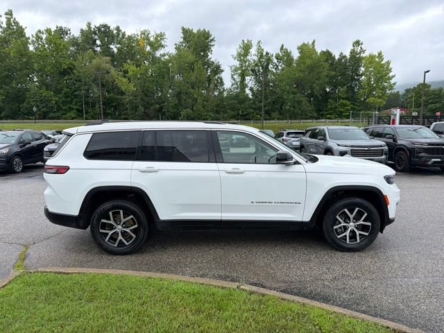 Used 2024 Jeep Grand Cherokee L Limited AWD/4WD image 4