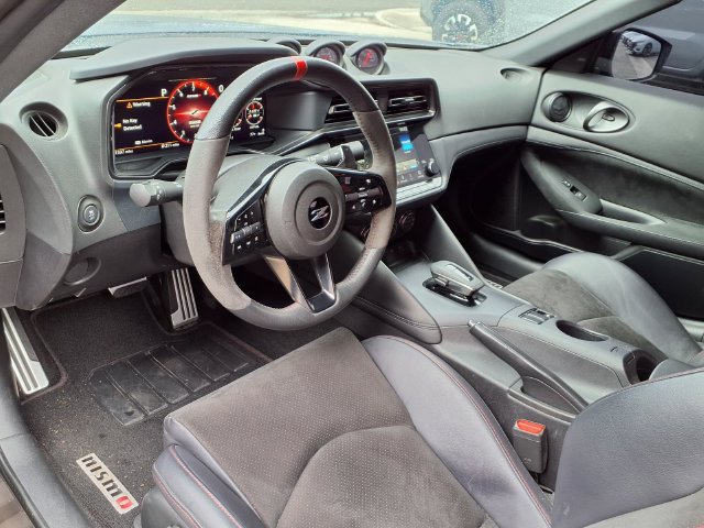 Used 2024 Nissan Z NISMO w/ Floor Mat Package RWD image 4