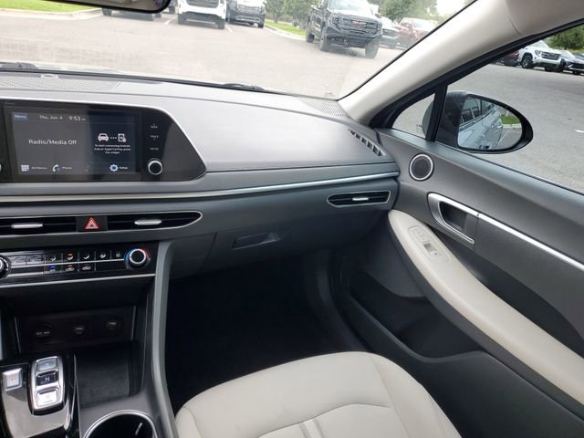 Used 2023 Hyundai Sonata SE FWD image 14