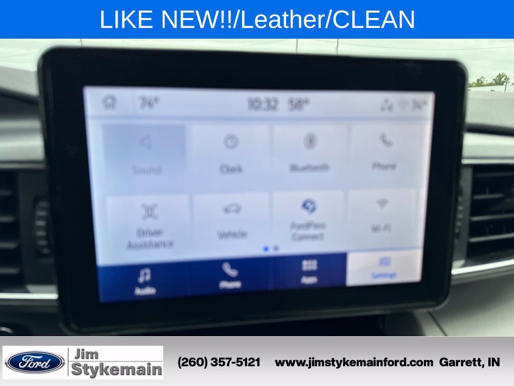 Used 2024 Ford Explorer XLT w/ Equipment Group 202A AWD/4WD image 36