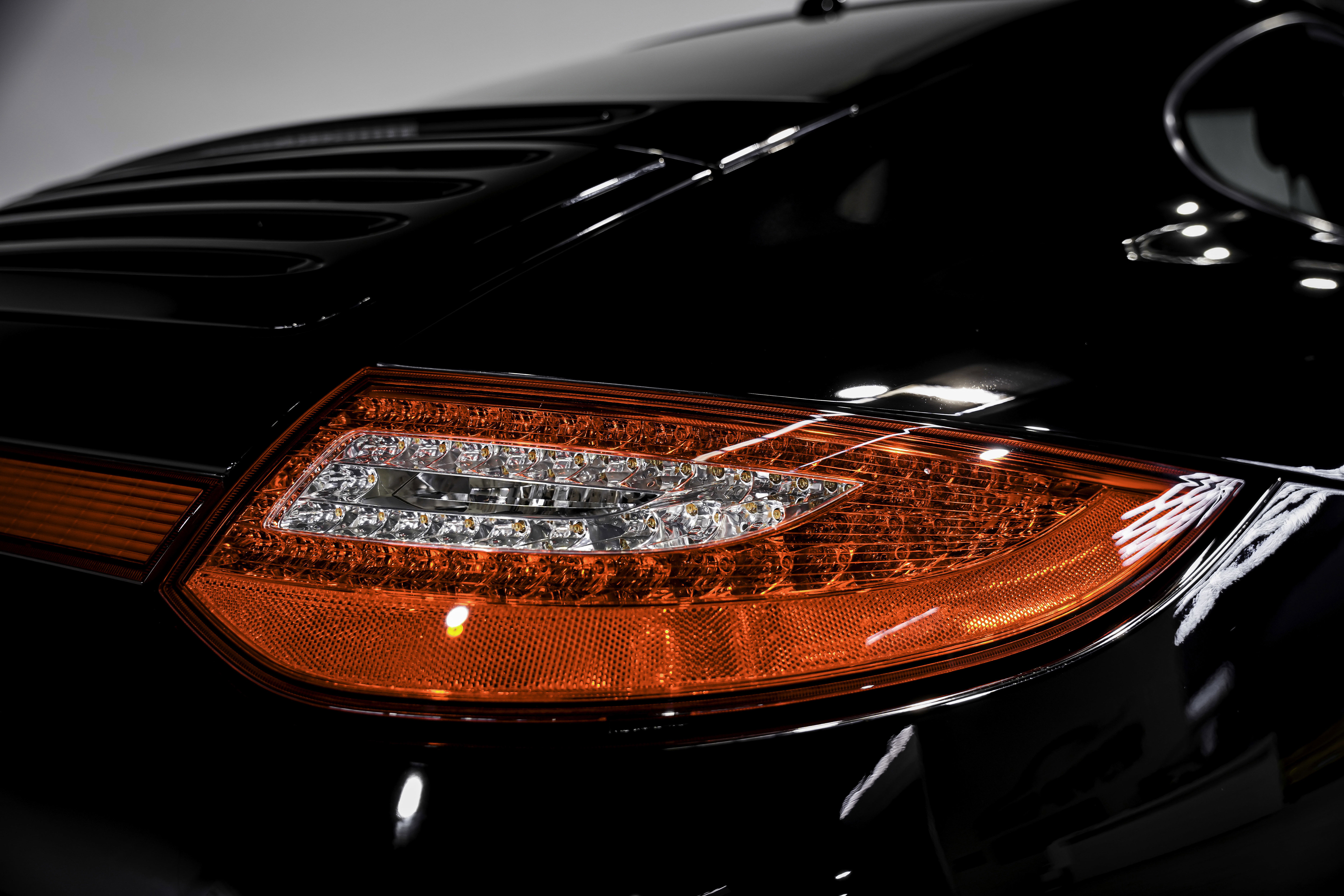 Used 2010 Porsche 911 Carrera 4S image 36