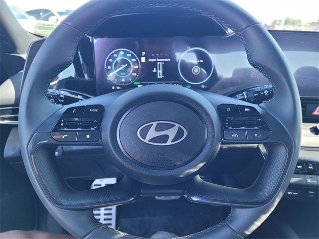 New 2025 Hyundai Elantra SEL image 12