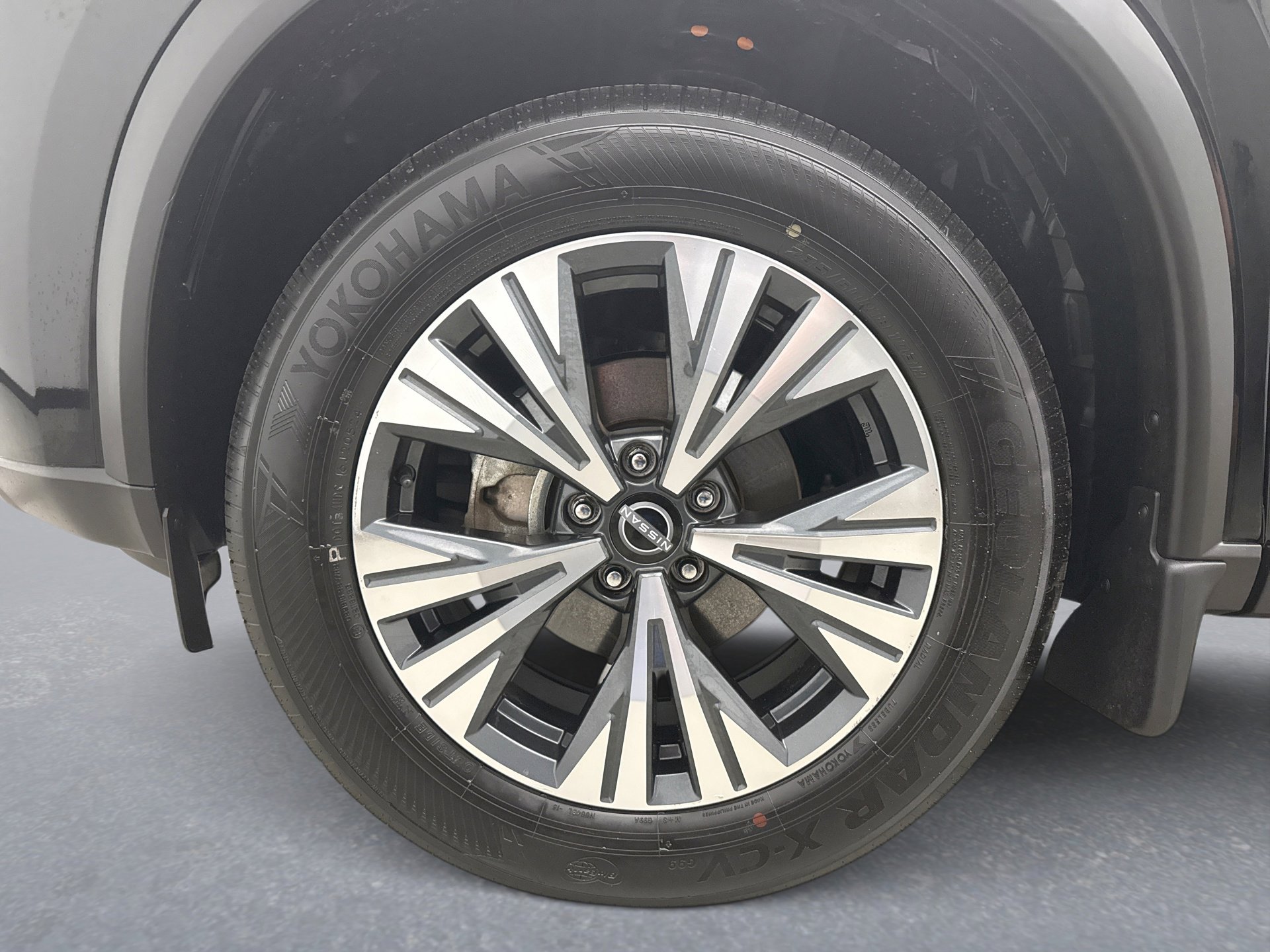 Used 2023 Nissan Rogue SV AWD/4WD image 23