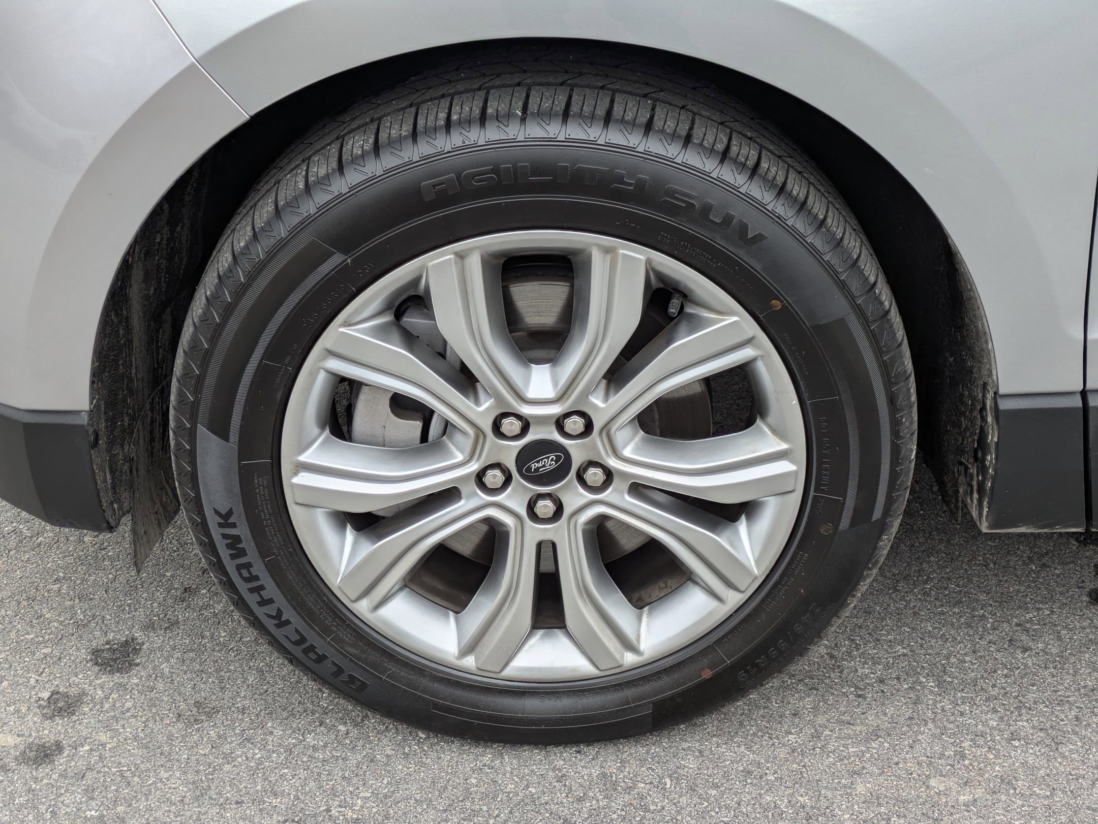 Used 2024 Ford Edge Titanium image 23