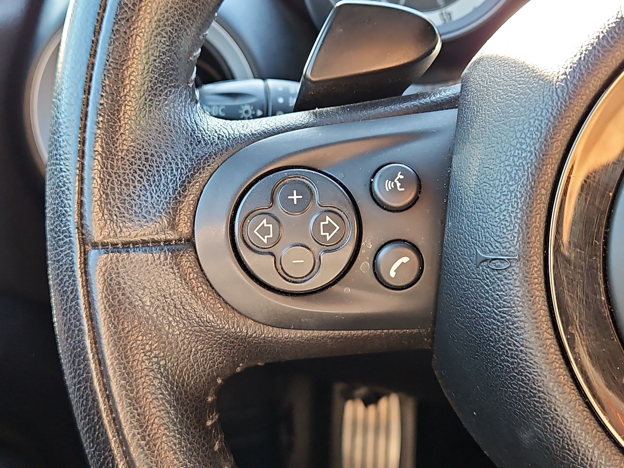 Used 2014 MINI Cooper Roadster S FWD image 16