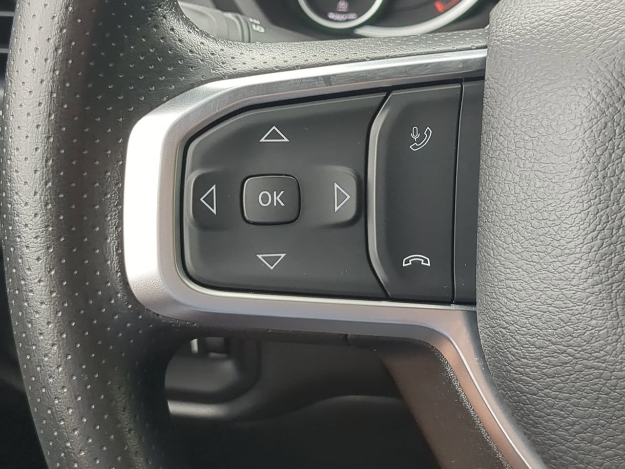 New 2025 RAM 3500 Tradesman w/ Chrome Appearance Group AWD/4WD image 22