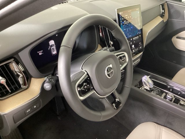 New 2026 Volvo XC60 T8 Plus w/ Protection Package Premier AWD/4WD image 9