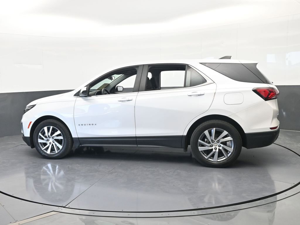 Used 2022 Chevrolet Equinox LT image 3