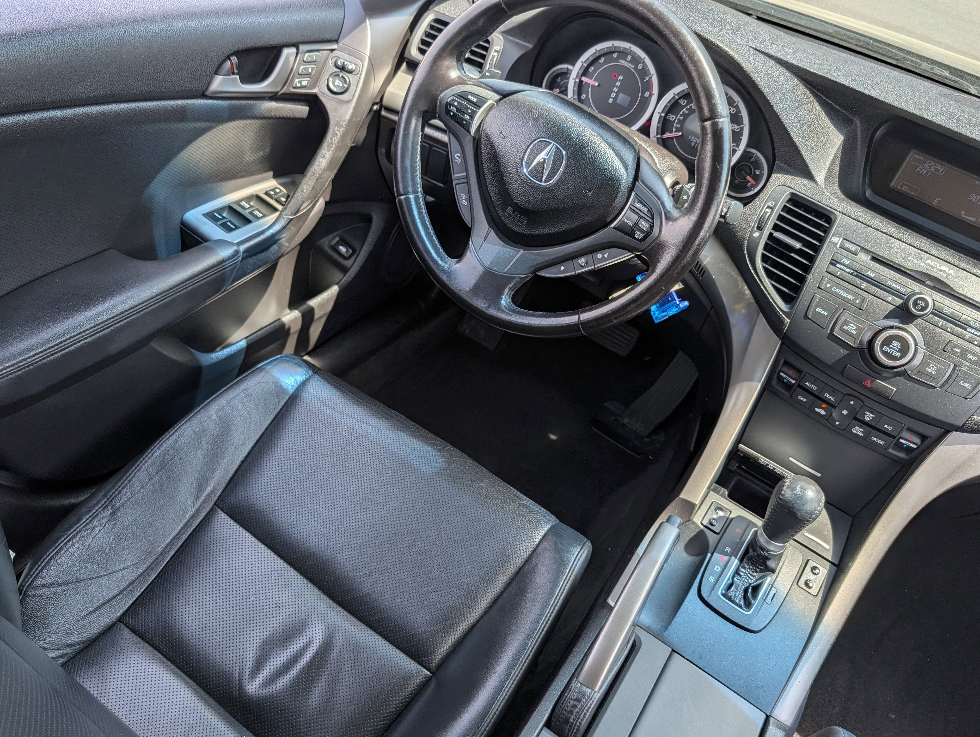 Used 2010 Acura TSX Sedan FWD image 9