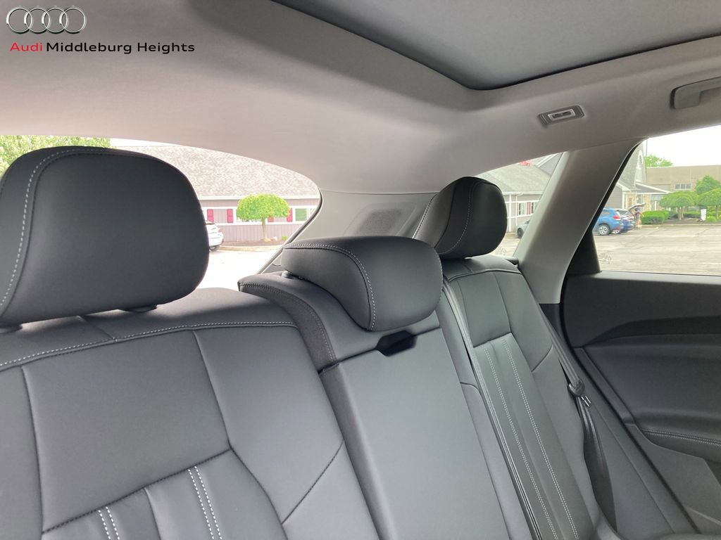 New 2025 Audi Q5 Premium Plus image 25