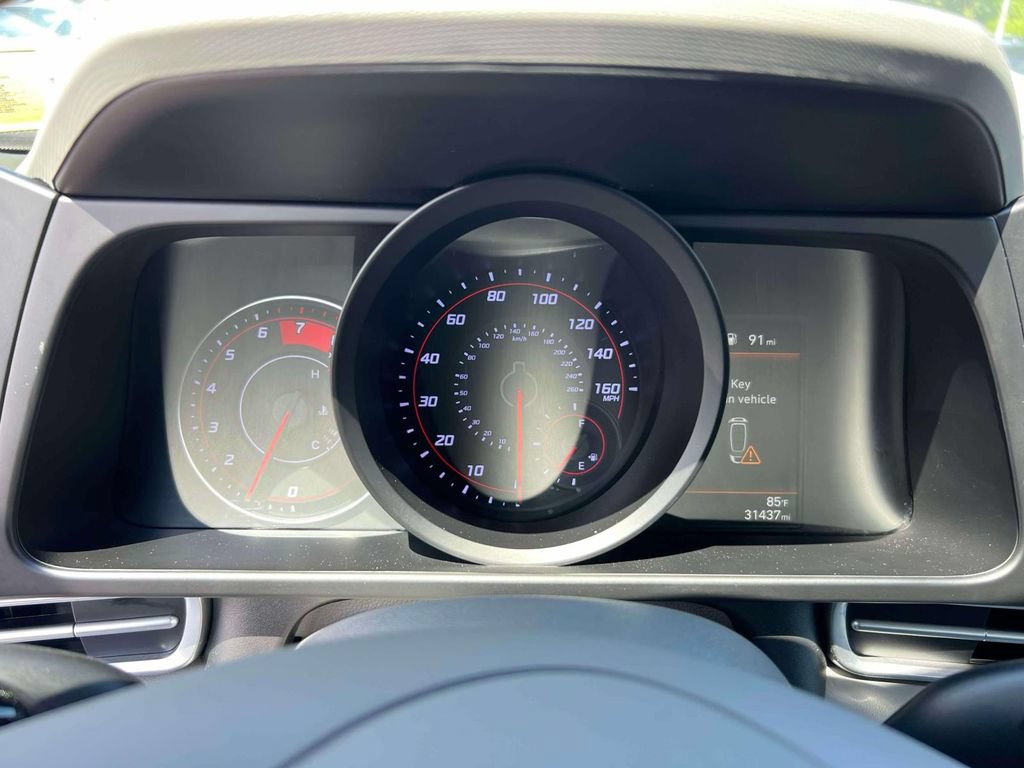 Certified 2023 Hyundai Elantra SEL FWD image 24