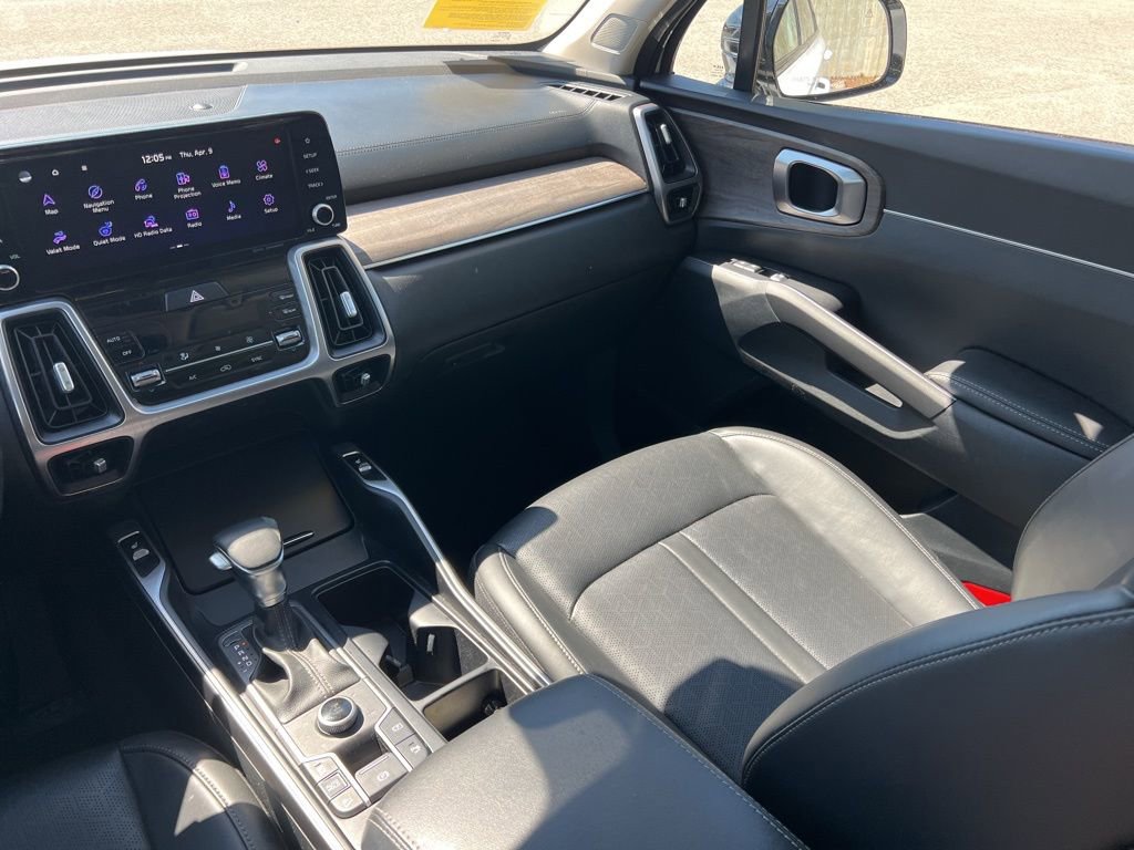 Used 2023 Kia Sorento X-Line EX image 23