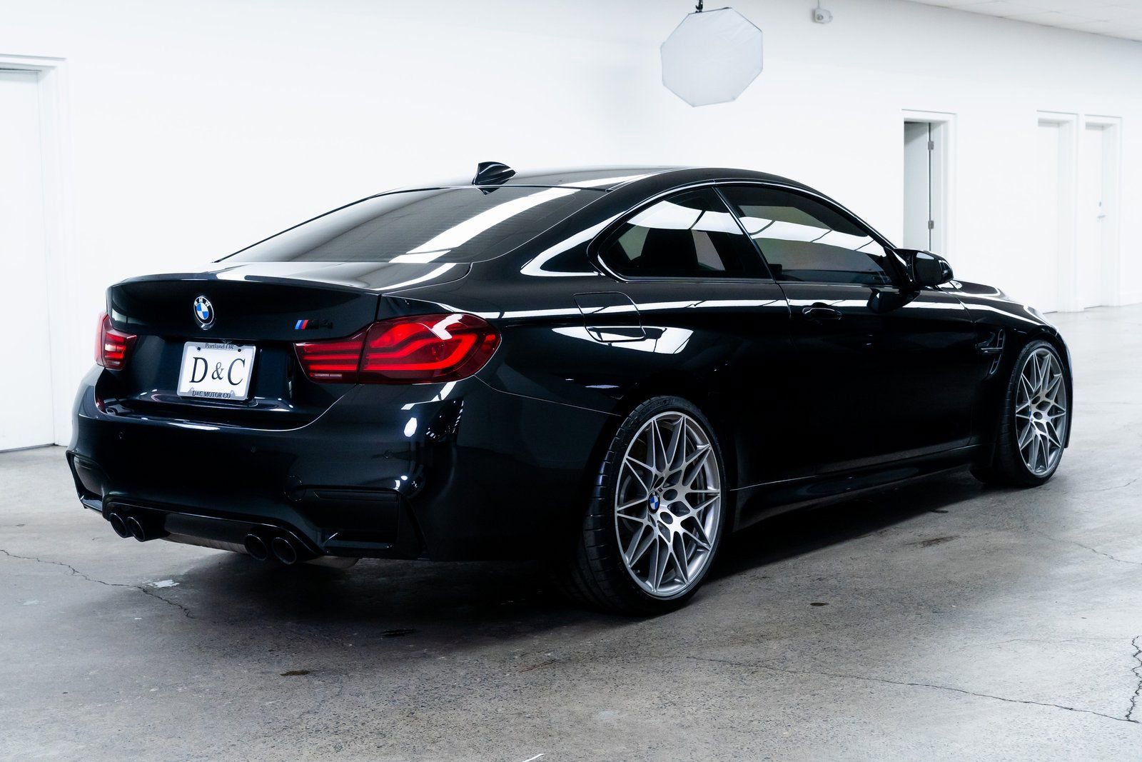 Used 2020 BMW M4 Coupe w/ Competition Package image 6