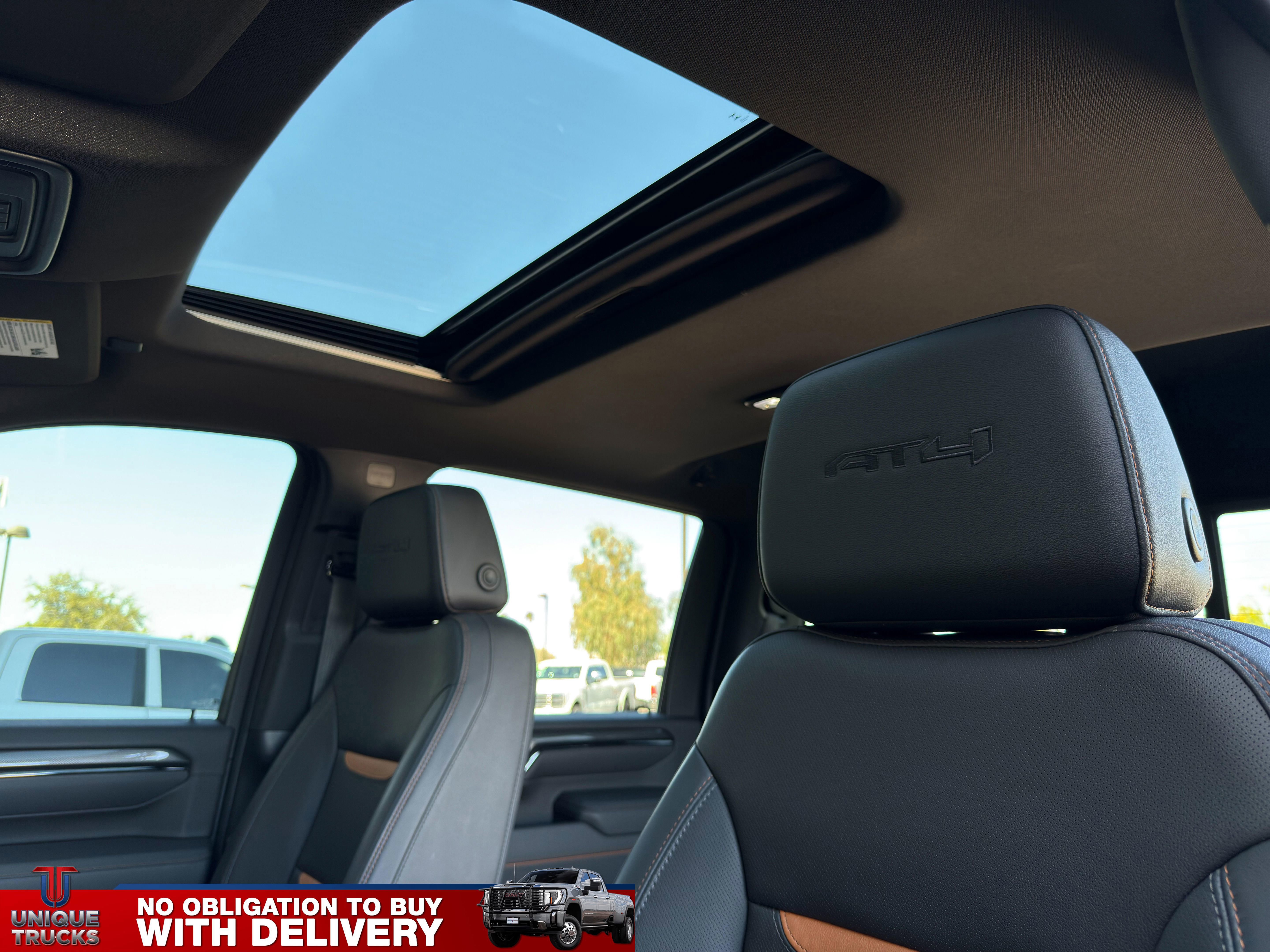 Used 2025 GMC Sierra 2500 AT4 w/ AT4 Premium Plus Package AWD/4WD image 21