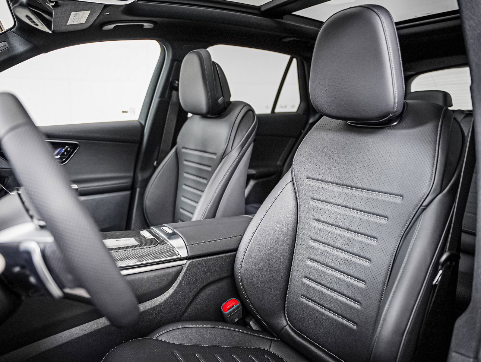 New 2026 Mercedes-Benz GLC 300 image 8