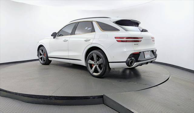 Used 2022 Genesis GV70 3.5T Sport w/ Sport Prestige Package AWD/4WD image 6