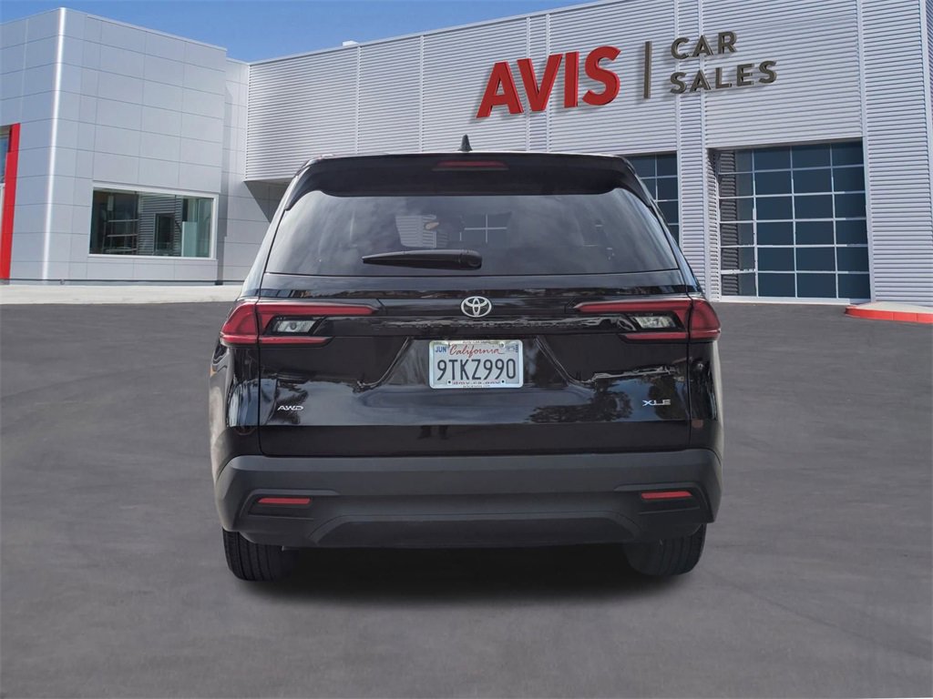 Used 2025 Toyota Grand Highlander AWD image 7